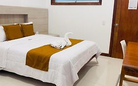Hotel Overland